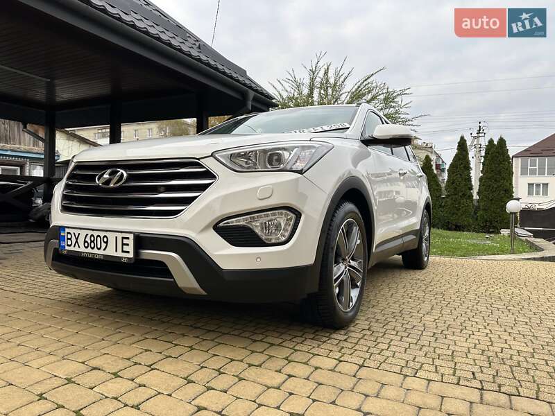 Внедорожник / Кроссовер Hyundai Grand Santa Fe 2015 в Хмельницком