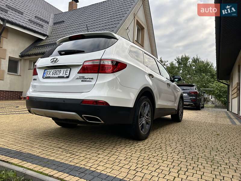 Внедорожник / Кроссовер Hyundai Grand Santa Fe 2015 в Хмельницком