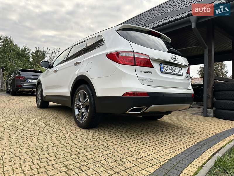 Внедорожник / Кроссовер Hyundai Grand Santa Fe 2015 в Хмельницком