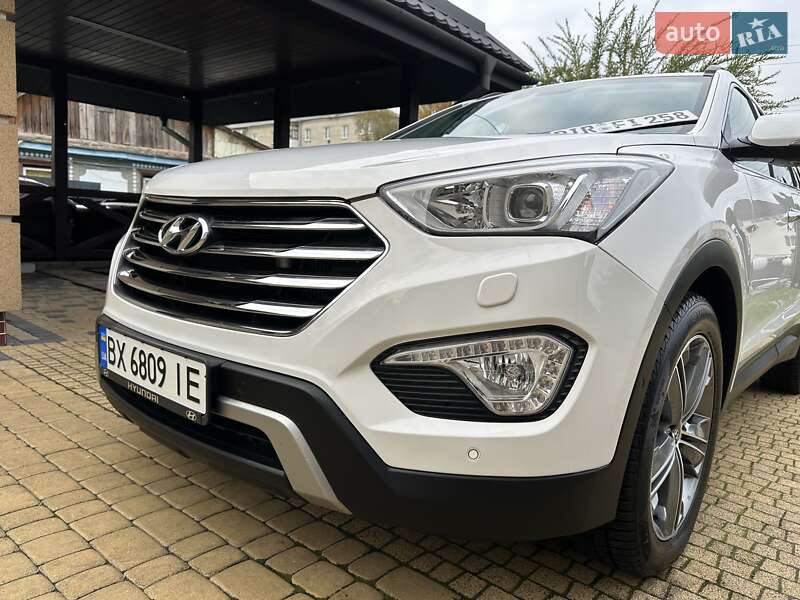 Внедорожник / Кроссовер Hyundai Grand Santa Fe 2015 в Хмельницком