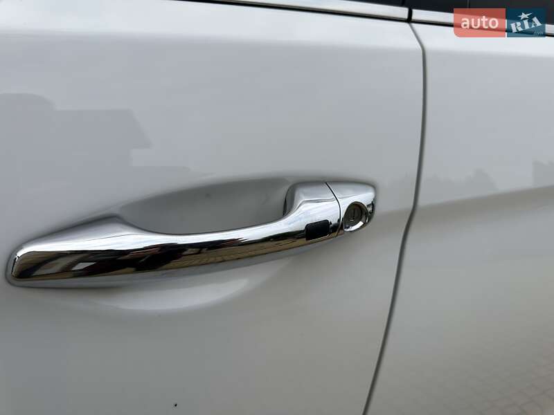 Внедорожник / Кроссовер Hyundai Grand Santa Fe 2015 в Хмельницком