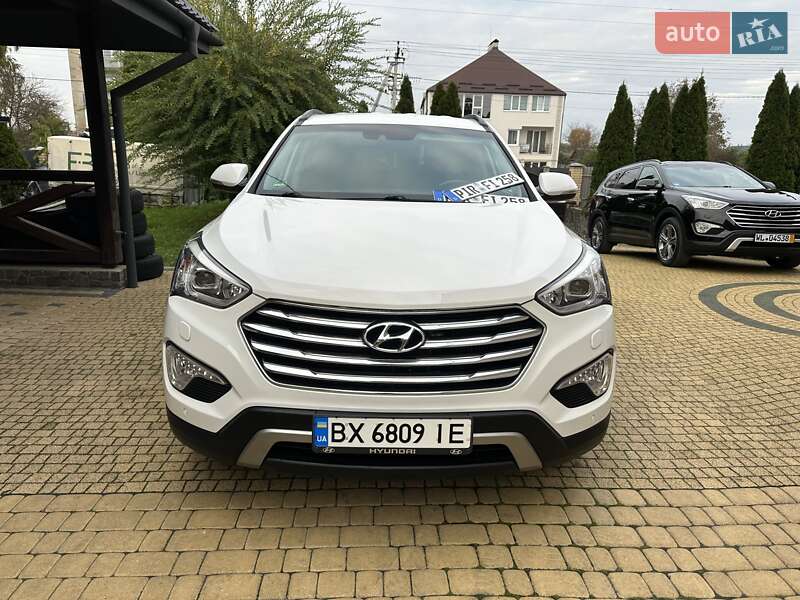 Внедорожник / Кроссовер Hyundai Grand Santa Fe 2015 в Хмельницком
