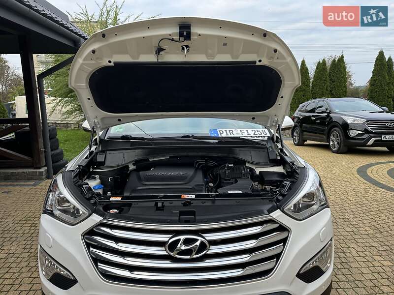 Внедорожник / Кроссовер Hyundai Grand Santa Fe 2015 в Хмельницком