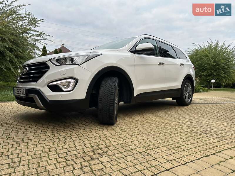 Внедорожник / Кроссовер Hyundai Grand Santa Fe 2015 в Хмельницком
