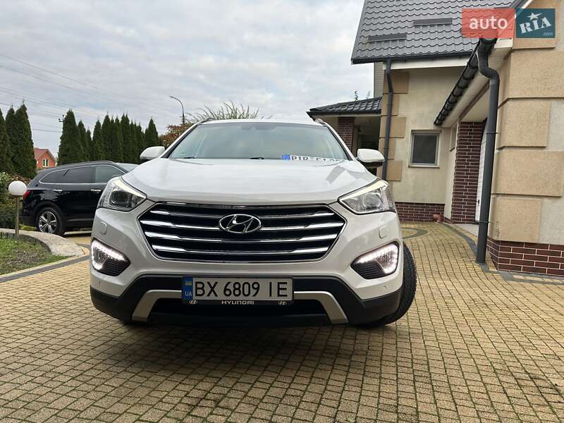 Внедорожник / Кроссовер Hyundai Grand Santa Fe 2015 в Хмельницком