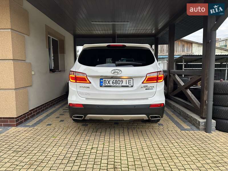 Внедорожник / Кроссовер Hyundai Grand Santa Fe 2015 в Хмельницком