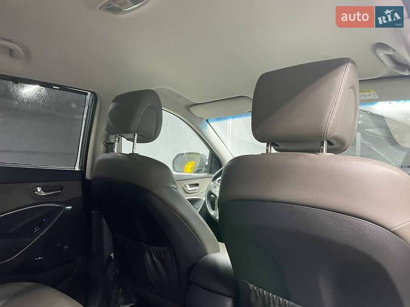 Внедорожник / Кроссовер Hyundai Grand Santa Fe 2018 в Черновцах