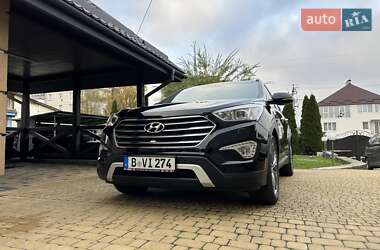 Внедорожник / Кроссовер Hyundai Grand Santa Fe 2015 в 