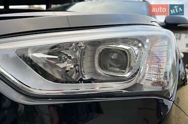 Внедорожник / Кроссовер Hyundai Grand Santa Fe 2015 в 