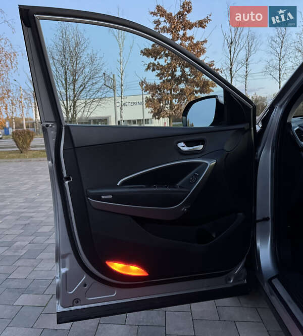 Внедорожник / Кроссовер Hyundai Grand Santa Fe 2015 в Ивано-Франковске фото 26 Внедорожник / Кроссовер Hyundai Grand Santa Fe 2015 в Ивано-Франковске