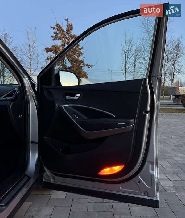 Внедорожник / Кроссовер Hyundai Grand Santa Fe 2015 в Ивано-Франковске фото 29 Внедорожник / Кроссовер Hyundai Grand Santa Fe 2015 в Ивано-Франковске