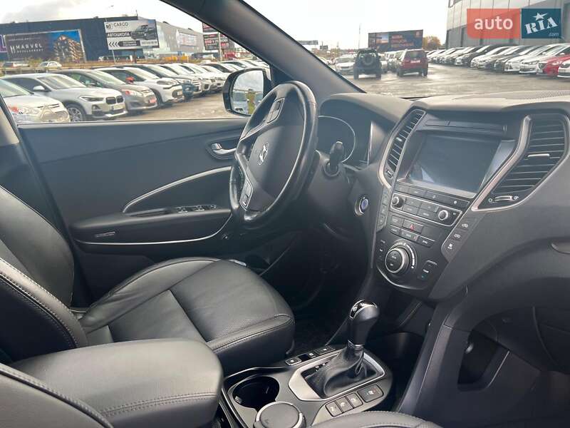 Внедорожник / Кроссовер Hyundai Grand Santa Fe 2019 в Львове