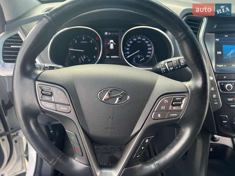 Внедорожник / Кроссовер Hyundai Grand Santa Fe 2019 в Львове