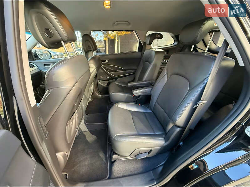 Внедорожник / Кроссовер Hyundai Grand Santa Fe 2018 в Ивано-Франковске