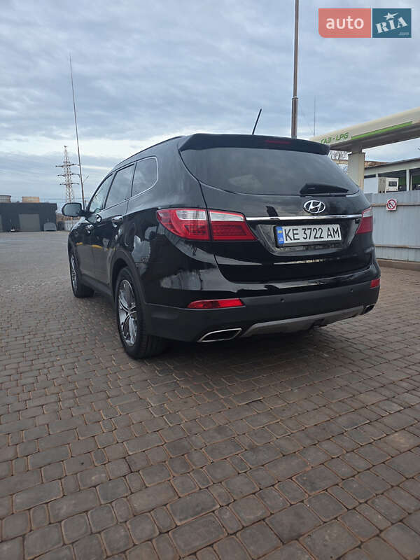 Внедорожник / Кроссовер Hyundai Grand Santa Fe 2014 в Кривом Роге