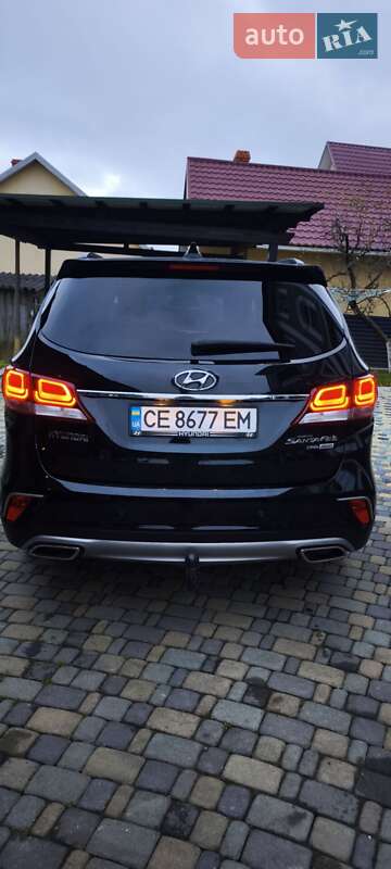 Внедорожник / Кроссовер Hyundai Grand Santa Fe 2016 в Черновцах