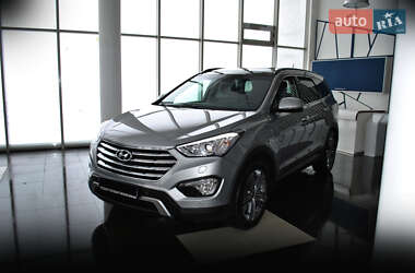 Внедорожник / Кроссовер Hyundai Grand Santa Fe 2016 в Ровно