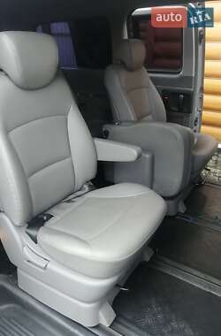 Мінівен Hyundai Grand Starex 2018 в 