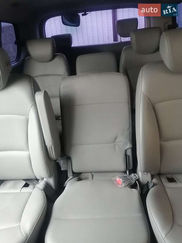 Мінівен Hyundai Grand Starex 2018 в Пустомитах фото 7 Мінівен Hyundai Grand Starex 2018 в Пустомитах