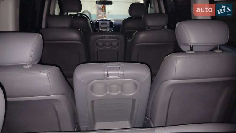 Минивэн Hyundai Grand Starex 2010 в Николаеве