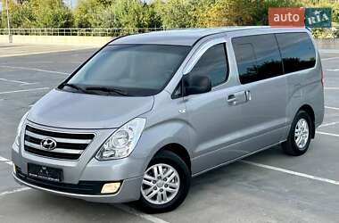 Минивэн Hyundai Grand Starex 2017 в 
