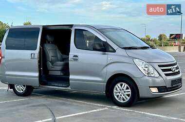 Минивэн Hyundai Grand Starex 2017 в 