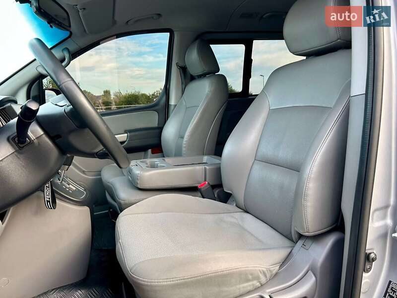 Минивэн Hyundai Grand Starex 2017 в Киеве фото 18 Минивэн Hyundai Grand Starex 2017 в Киеве