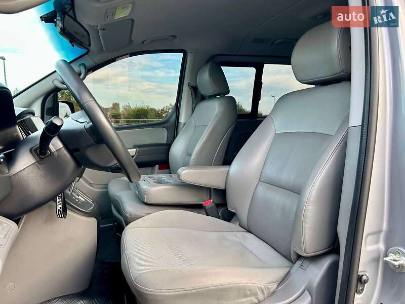 Минивэн Hyundai Grand Starex 2017 в Киеве фото 23 Минивэн Hyundai Grand Starex 2017 в Киеве