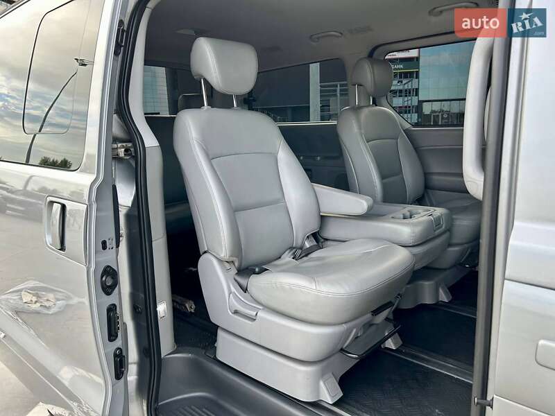 Минивэн Hyundai Grand Starex 2017 в Киеве фото 33 Минивэн Hyundai Grand Starex 2017 в Киеве