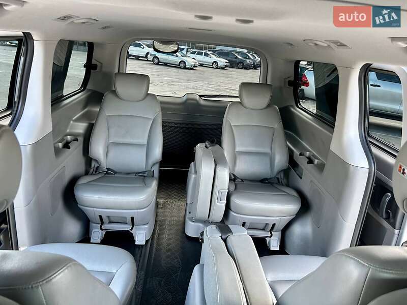 Минивэн Hyundai Grand Starex 2017 в Киеве фото 90 Минивэн Hyundai Grand Starex 2017 в Киеве