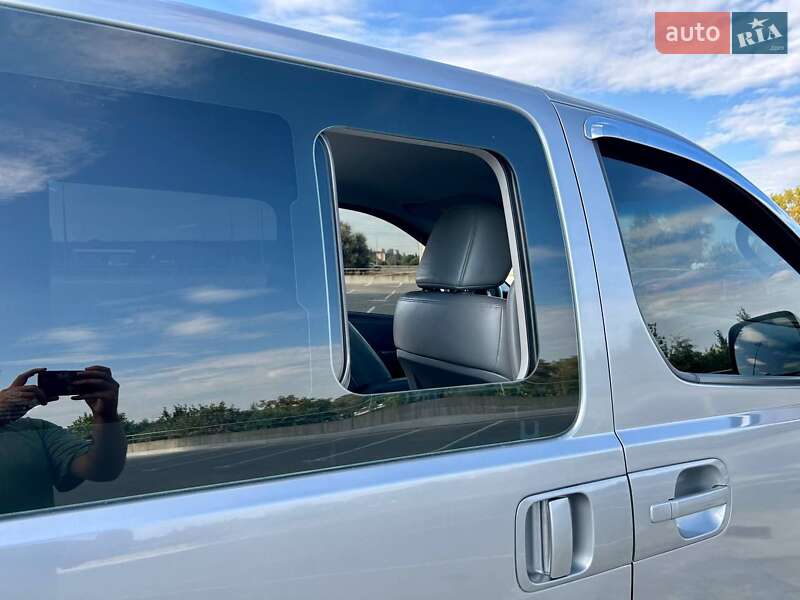 Минивэн Hyundai Grand Starex 2017 в Киеве фото 98 Минивэн Hyundai Grand Starex 2017 в Киеве