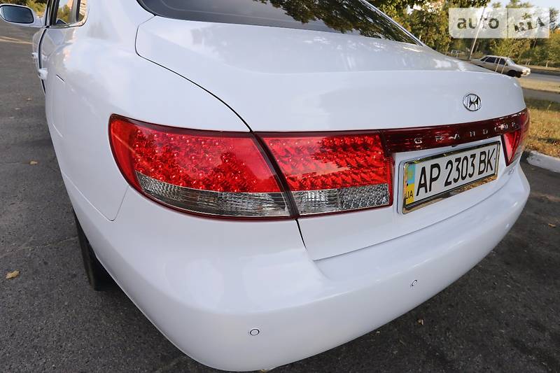 Седан Hyundai Grandeur 2008 в Запоріжжі