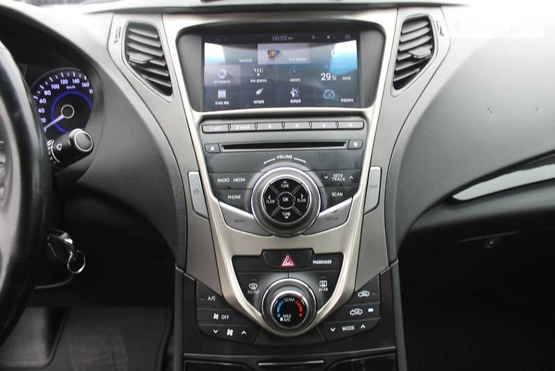 Седан Hyundai Grandeur 2013 в Миколаєві