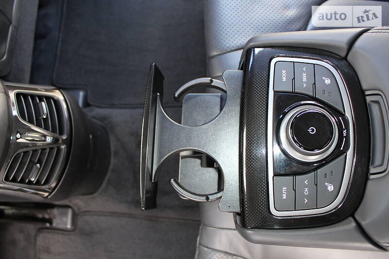 Седан Hyundai Grandeur 2013 в Києві