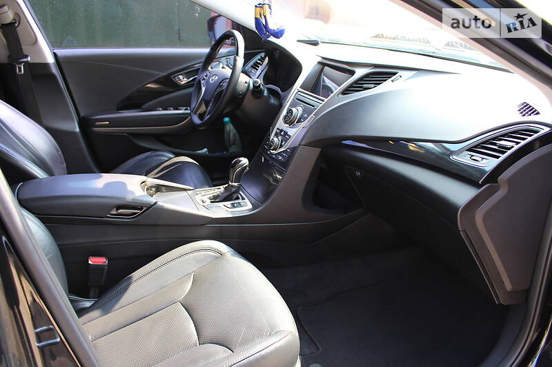 Седан Hyundai Grandeur 2013 в Києві