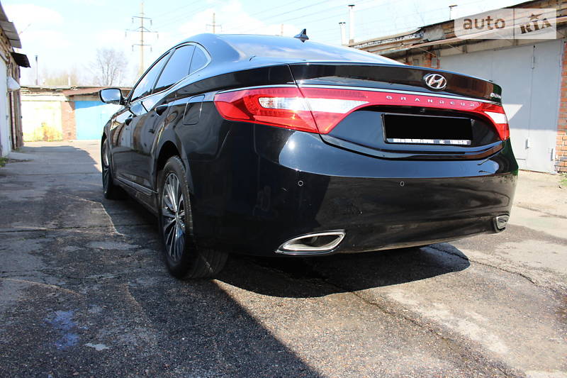 Седан Hyundai Grandeur 2013 в Києві