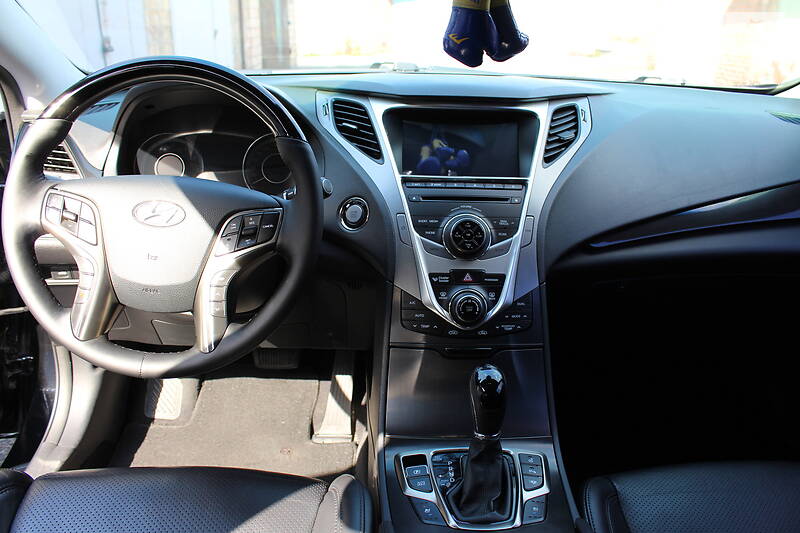 Седан Hyundai Grandeur 2013 в Києві