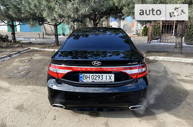 Седан Hyundai Grandeur 2015 в Одесі