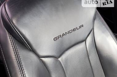 Седан Hyundai Grandeur 2012 в Херсоне