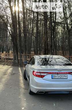 Седан Hyundai Grandeur 2014 в Одессе