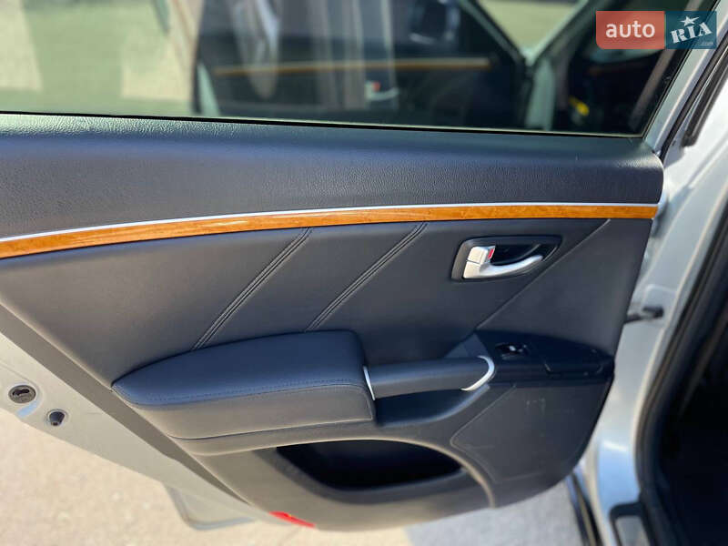 Седан Hyundai Grandeur 2008 в Днепре