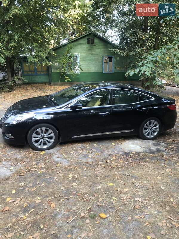Седан Hyundai Grandeur 2013 в Києві фото 23 Седан Hyundai Grandeur 2013 в Києві