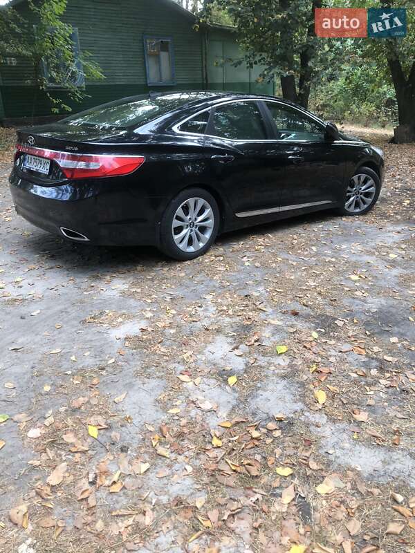 Седан Hyundai Grandeur 2013 в Києві фото 39 Седан Hyundai Grandeur 2013 в Києві