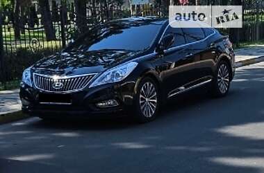 Седан Hyundai Grandeur 2014 в Гостомеле