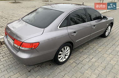 Седан Hyundai Grandeur 2007 в Ізмаїлі