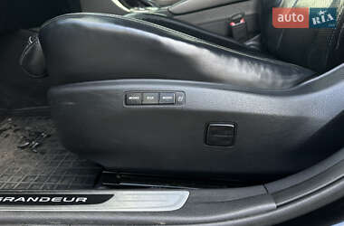 Седан Hyundai Grandeur 2011 в 