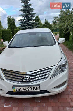 Седан Hyundai Grandeur 2013 в Дубні