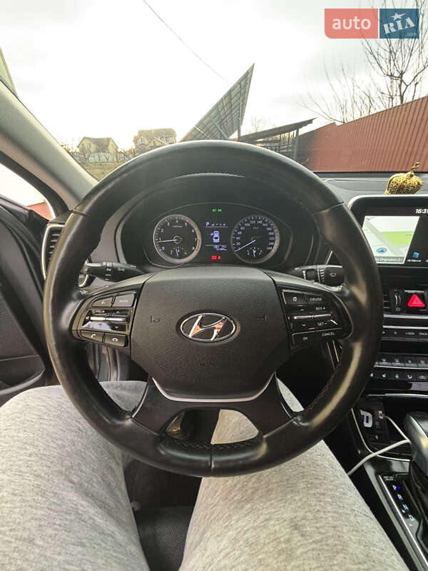 Седан Hyundai Grandeur 2019 в Киеве