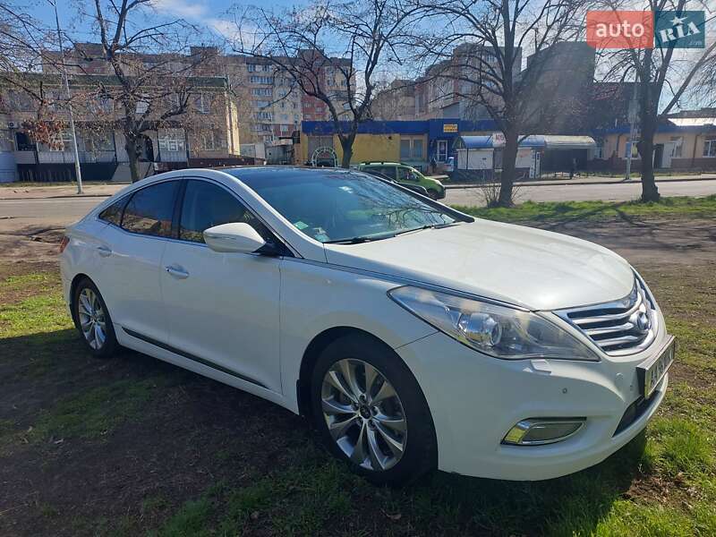 Седан Hyundai Grandeur 2011 в Києві