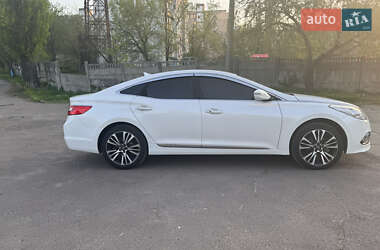 Седан Hyundai Grandeur 2014 в 